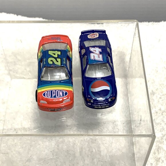 1998 Jeff Gordon #24 Pepsi and DuPont Chevrolet Monte Carlo 1:64 - Picture 5 of 8